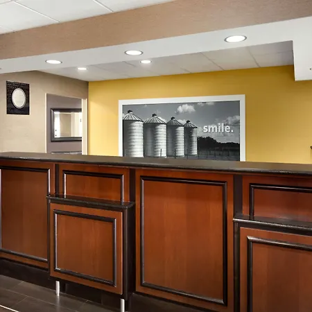 Hampton Inn St. Joseph-3